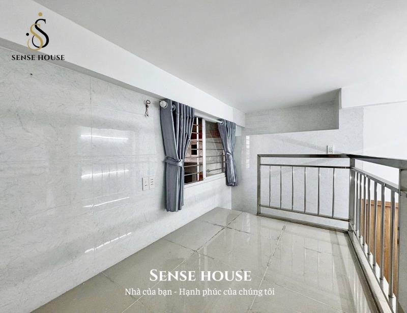 Duplex toà nhà thang máy | giá 4tr - 4