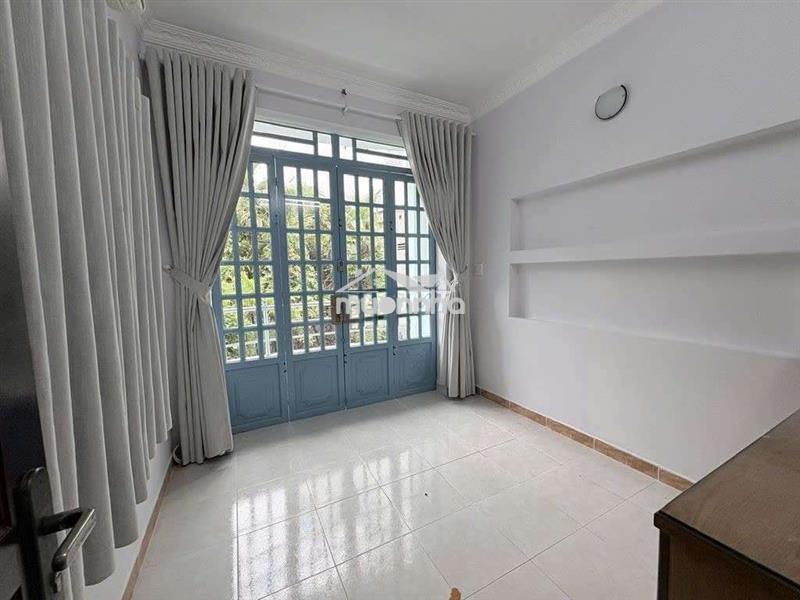Nhà nc mới đẹp gần mt tr 2 lầu 3pn 3vs trần hữu trang  p11 q.phú nhuận