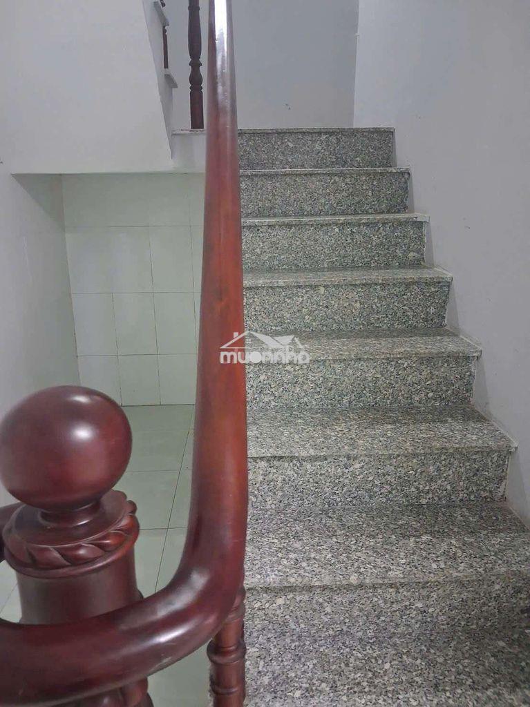 Nhà cho thuê 4x17m gác lửng 3p ngủ - 4