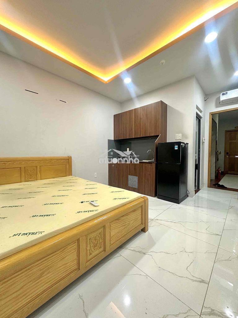 Căn hộ ban công full nội thất - thang máy - bình thạnh - 4