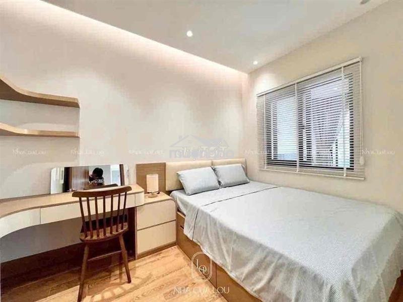 Căn hộ ban công trung tâm quận 5, gần bên phố người hoa, chợ bình tây.