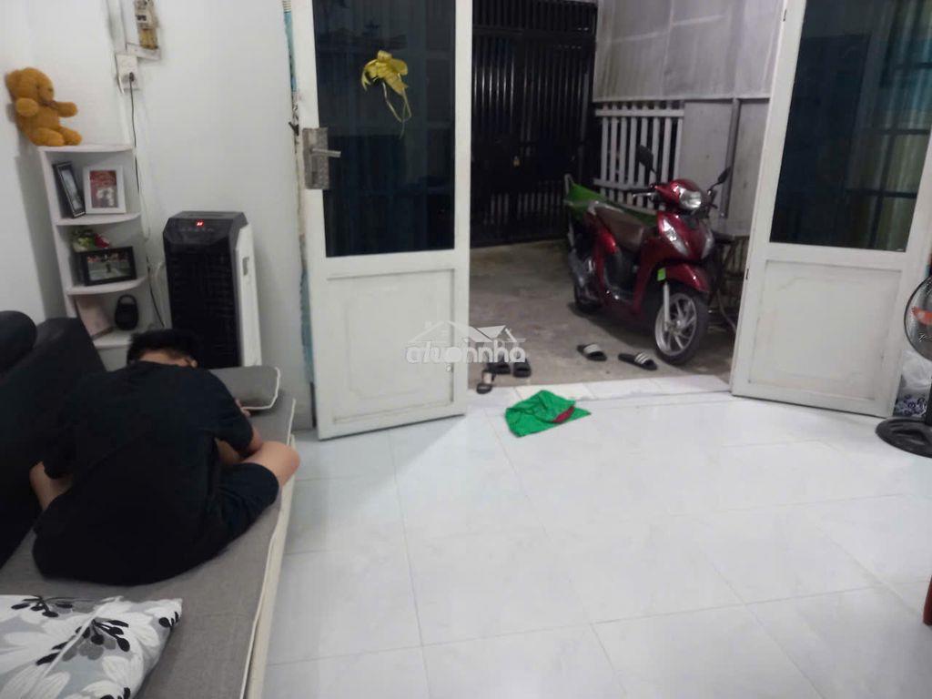 Nhà cấp 4, shr chính chủ. - 2
