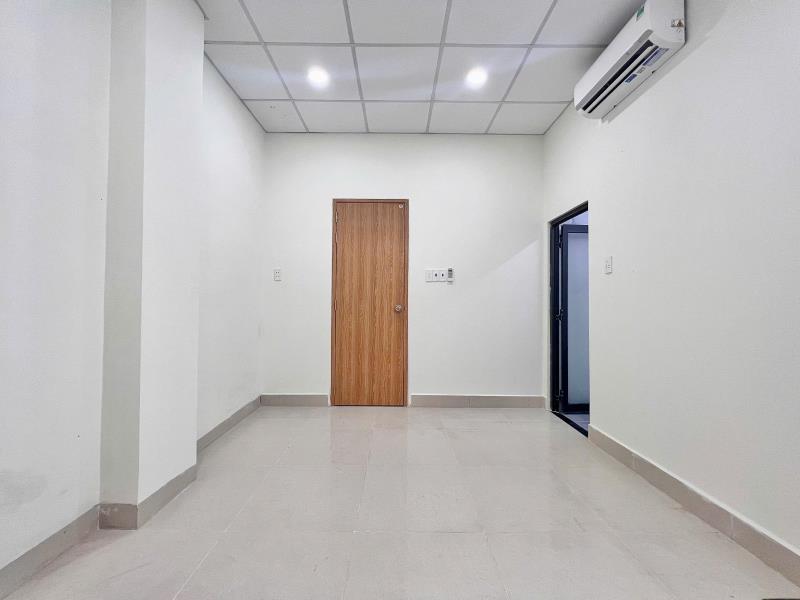 Phòng thoáng mới xây, an ninh ngay bùi đình túy - 4