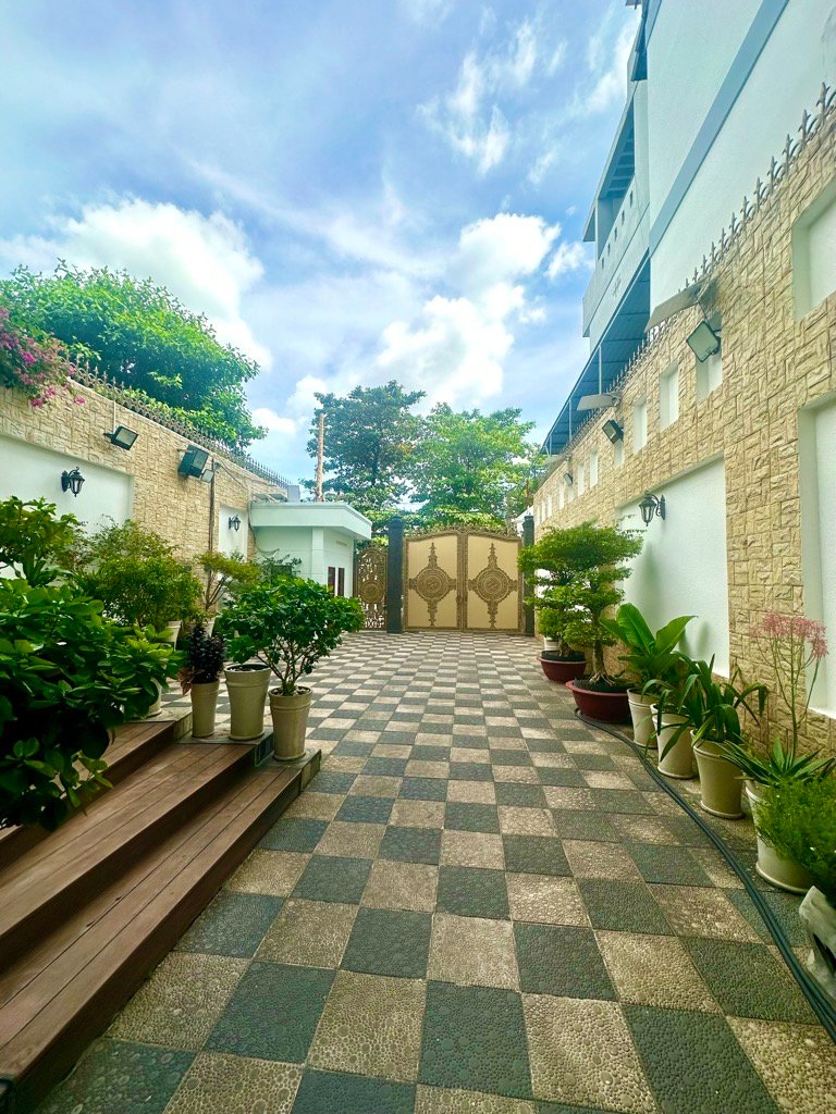 Biệt thự 5 tầng- khuông việt - q. tân phú- dt: 9/24*57m (792m2)-  98 tỷ