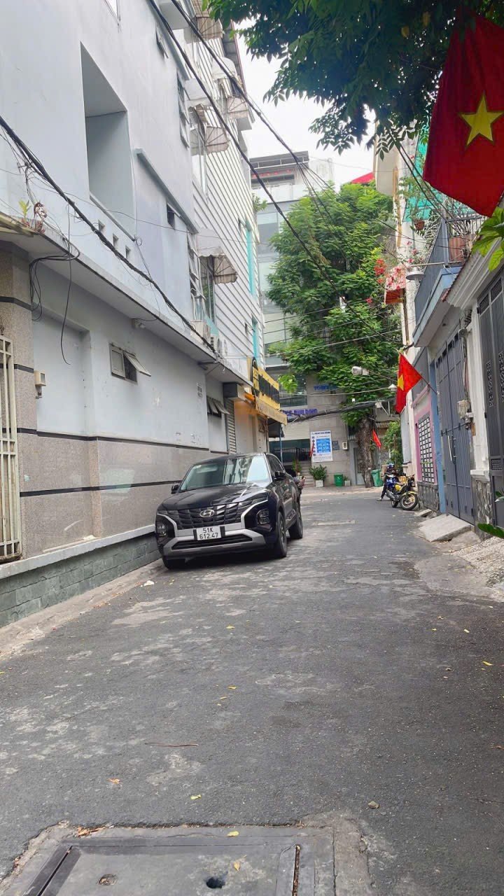 Giảm 3 tỷ ! nhà 4 tầng, gần ga t3, 110m2( ngang 5m ), hxh thông, sổ vuông - 2
