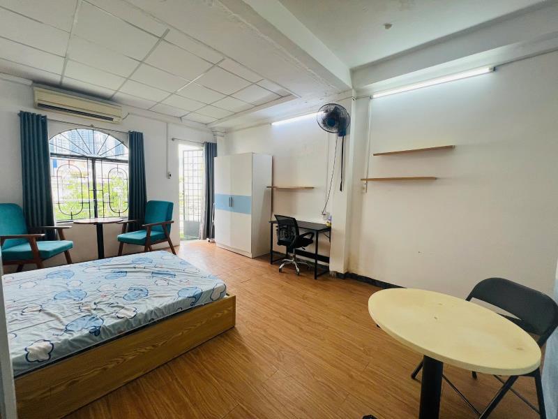 Studio full nội thất - ban công lớn - máy giặt riêng - ngay phố ẩm thực người nhật - 2
