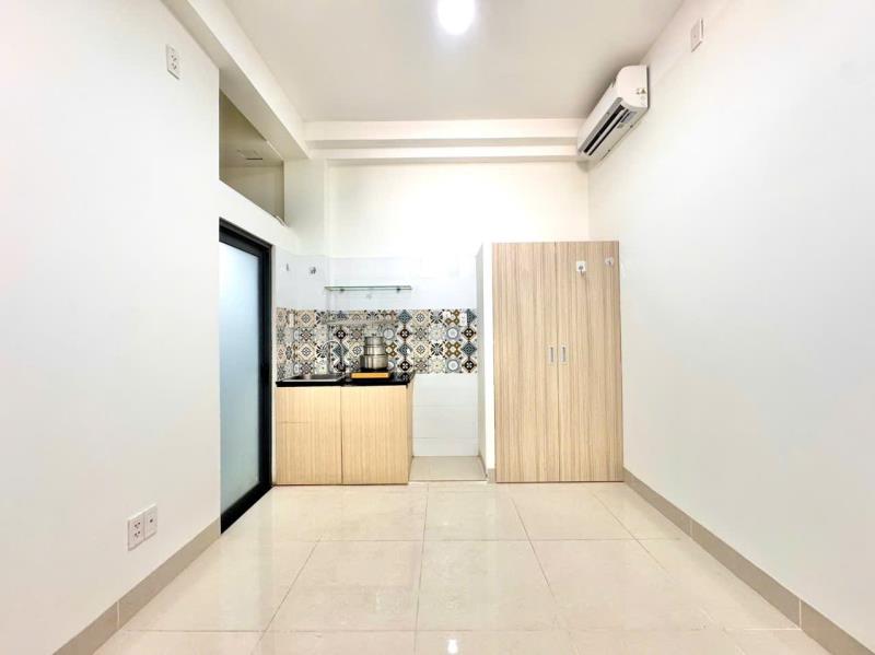 Phòng mới 100% full nội thất xịn xò giá sinh viên ngay bùi đình túy gần ngã tư hàng xanh các đh lớn