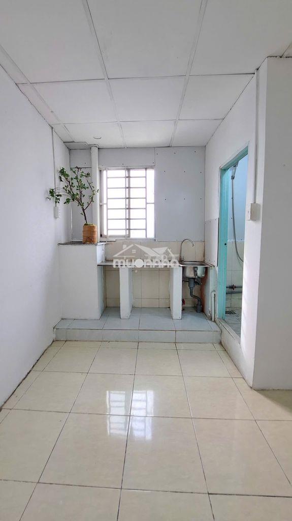 Phòng giá rẻ 2.7tr/th, 26 tân sơn nhì q.tân phú(gần đh công thương) - Ảnh 3