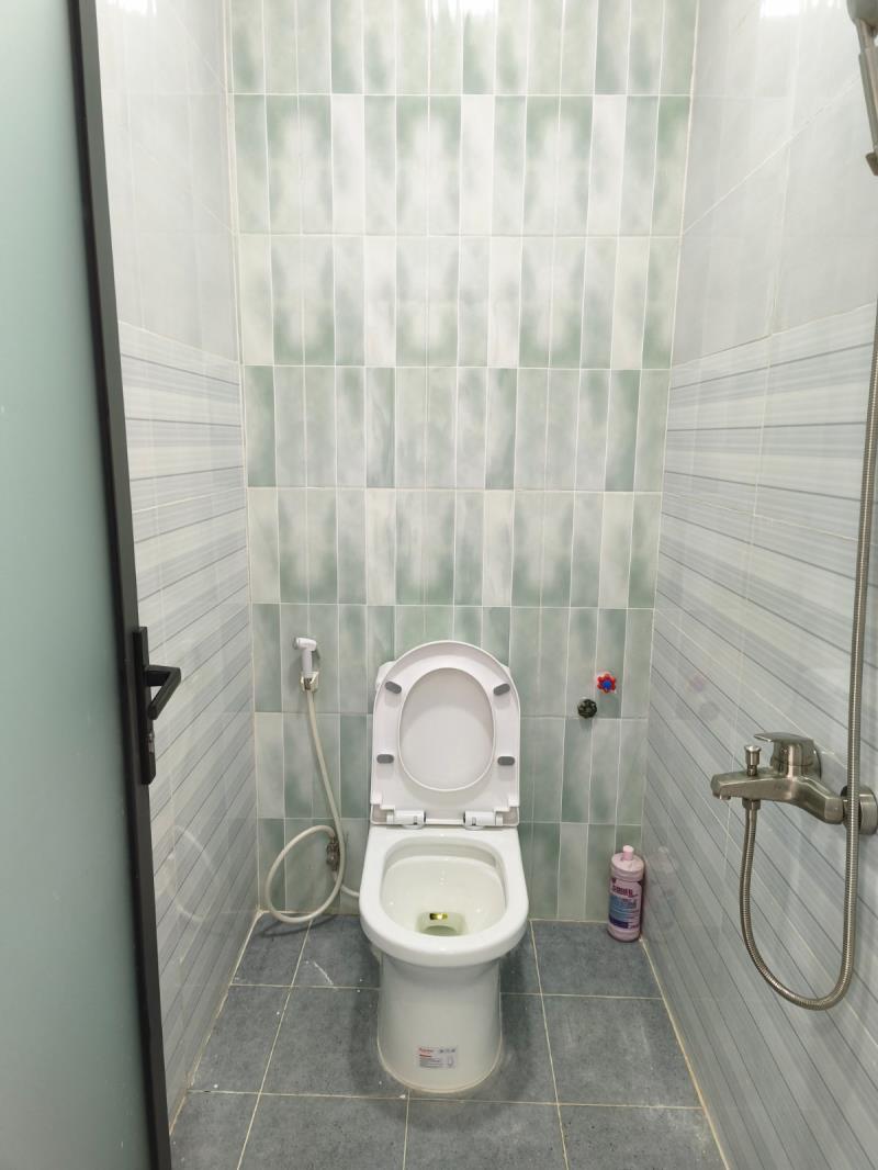 Nhà mới xây hẻm 4m thông có 4pn giá chỉ hơn 5đ  - 3