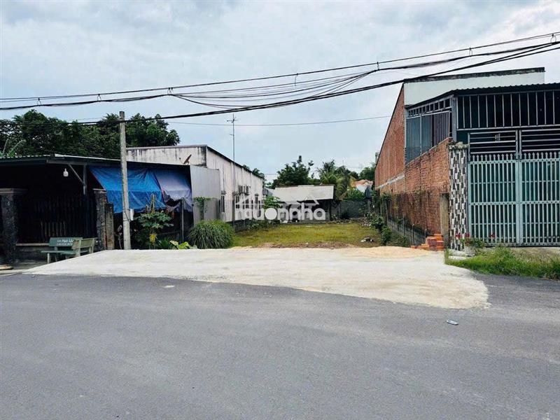 Mặt tiền xã tân phú trung củ chi 350m2 giá 850tr còn bớt lộc
