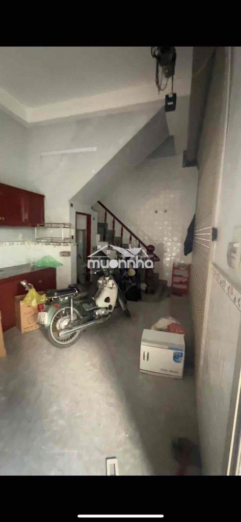 Chuyển công tác nên cần cho thuê gấp nhà ngay chợ phú phong 7,5 x 3,5 - 2