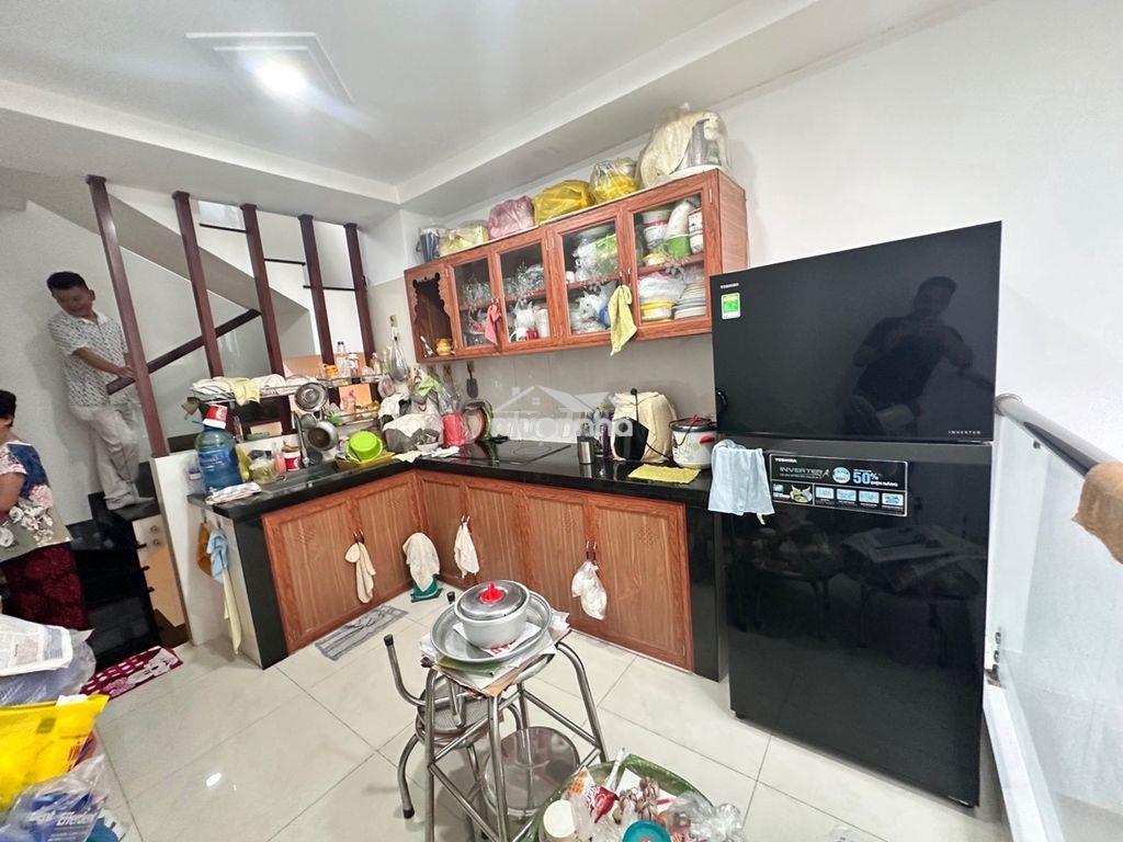Xóm chiếu q4- 5 lầu đúc- 26m2- hoàn công - chỉ 3 tỷ nhỉnh - 4