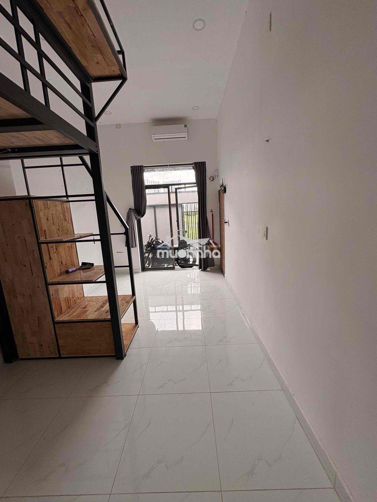 Cho thuê phòng mặt đất diện tích 3x8m giá 4,5tr