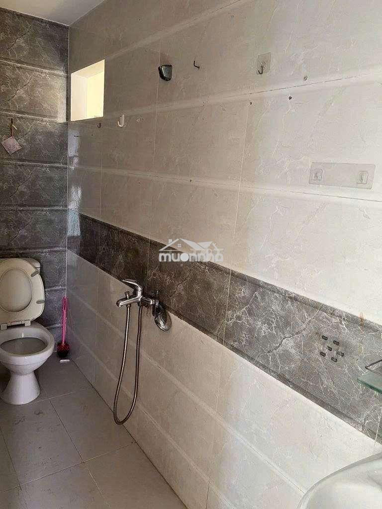 Nhà 1 trệt, 2lầu, dt 80m2, hẻm rộng, kd online ok  - 3