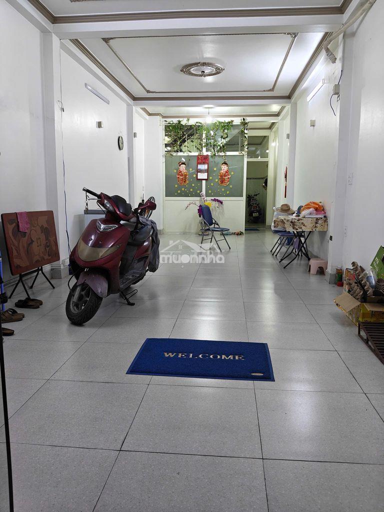 Mặt bằng 4-15m,trống suốt,khu sầm uất đường trần hưng đạo,p1 .q. 5 - 2