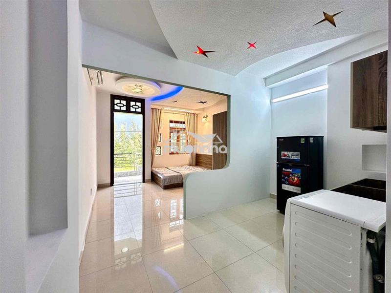 Cho thuê chdv rộng 35m2 view sân bay