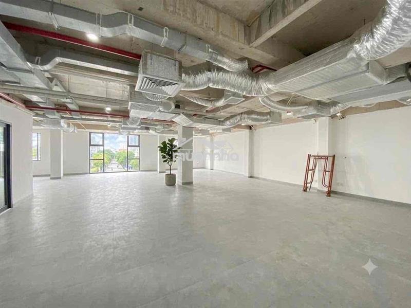Cho thuê tầng 6 toà nhà văn phòng tsa building 160m2