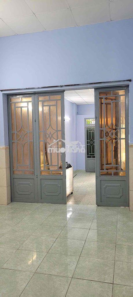 Mặt tiền q6 khu kinh doanh sầm uất 100m2 - 4
