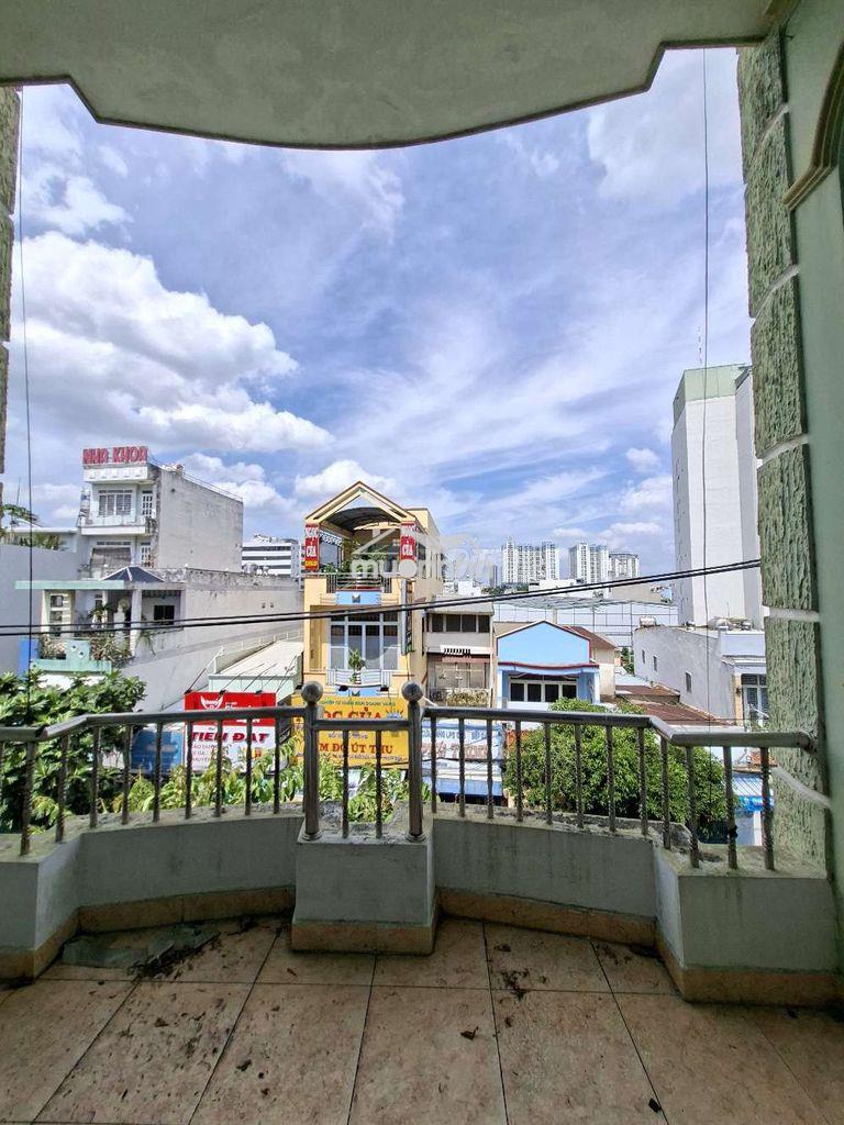 Cho thuê lại 1 tầng trệt  - 3