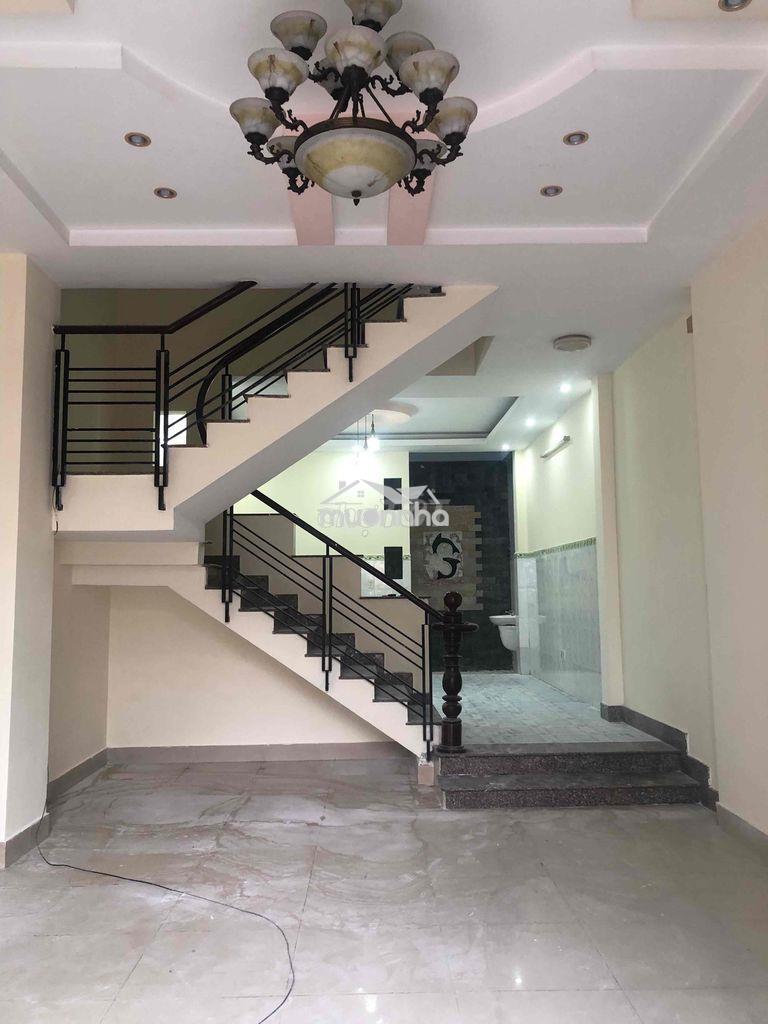 Bán nhà  32/38/4 đường phan xào nam (5x8) đúc 3 tấm giá