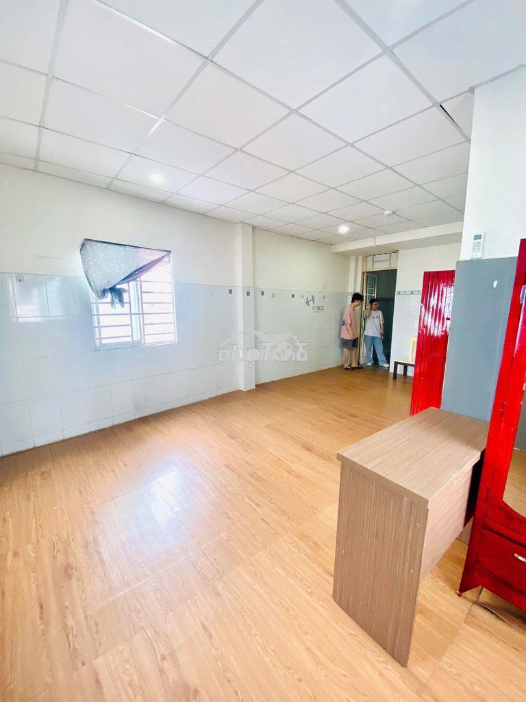 Phòng gác vip hàng xanh- gần hutech, gtvt, uef - 2