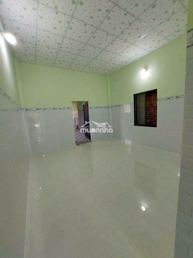 Bán căn nhà cấp 4 ở ngay xã . tân phú trung  136m2 shr giá chốt 800tr - 4