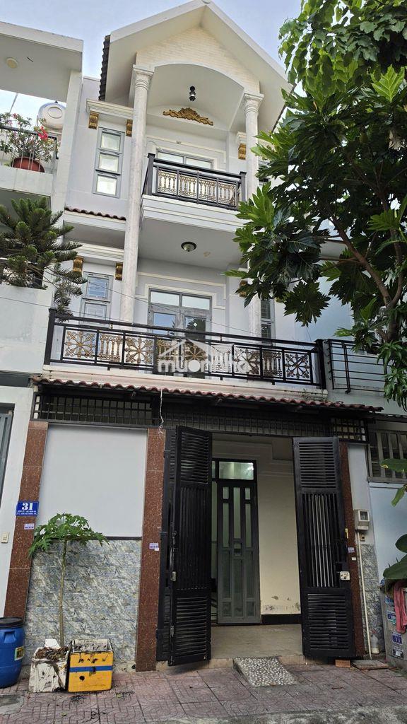 Nhà 2 lầu dt 5x15, trục chính kdc thành sơn, gần chợ đại hải hóc môn