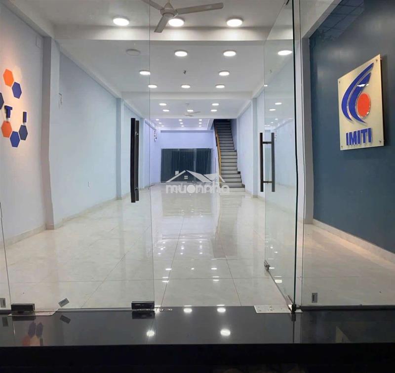 Nhà thiết kế thông suông gần cụm trường học tân đông hiệp