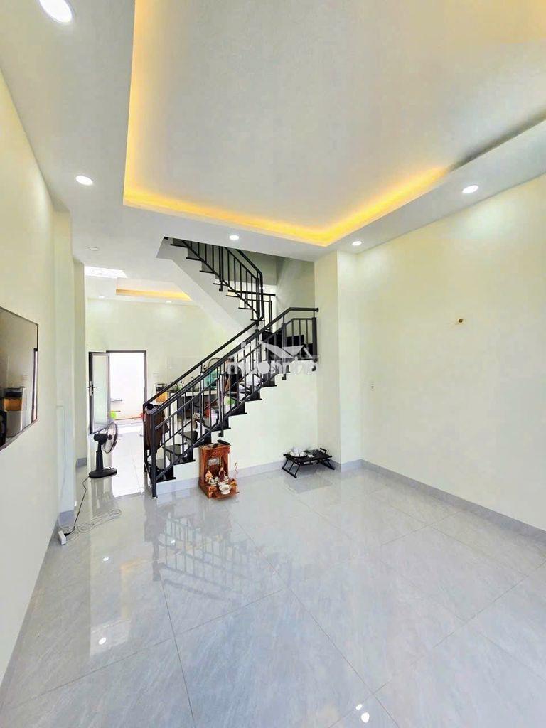 Nhà phố gần đh luật q9, 52m² – 3 tầng – đường ô tô 10m - 2