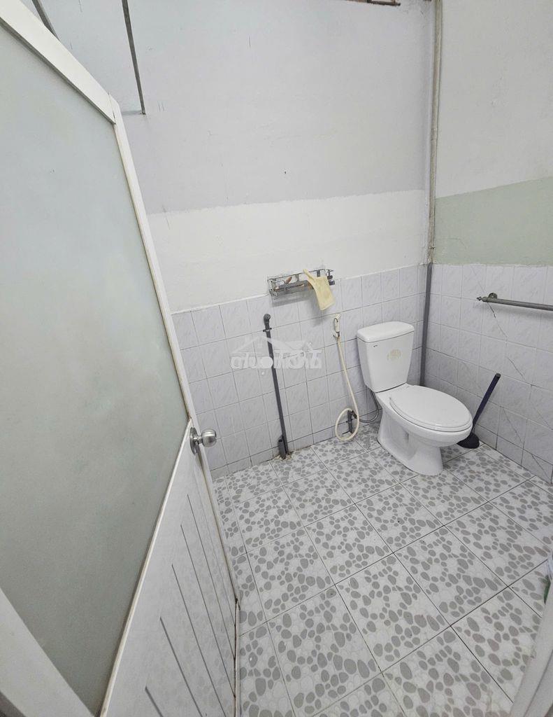 Bán nhà sát hẻm ô tô âu dương lân p3-q8 - 3