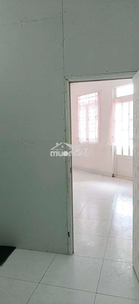 Nhà gần chợ bình thành.trường kim đồng  - 4