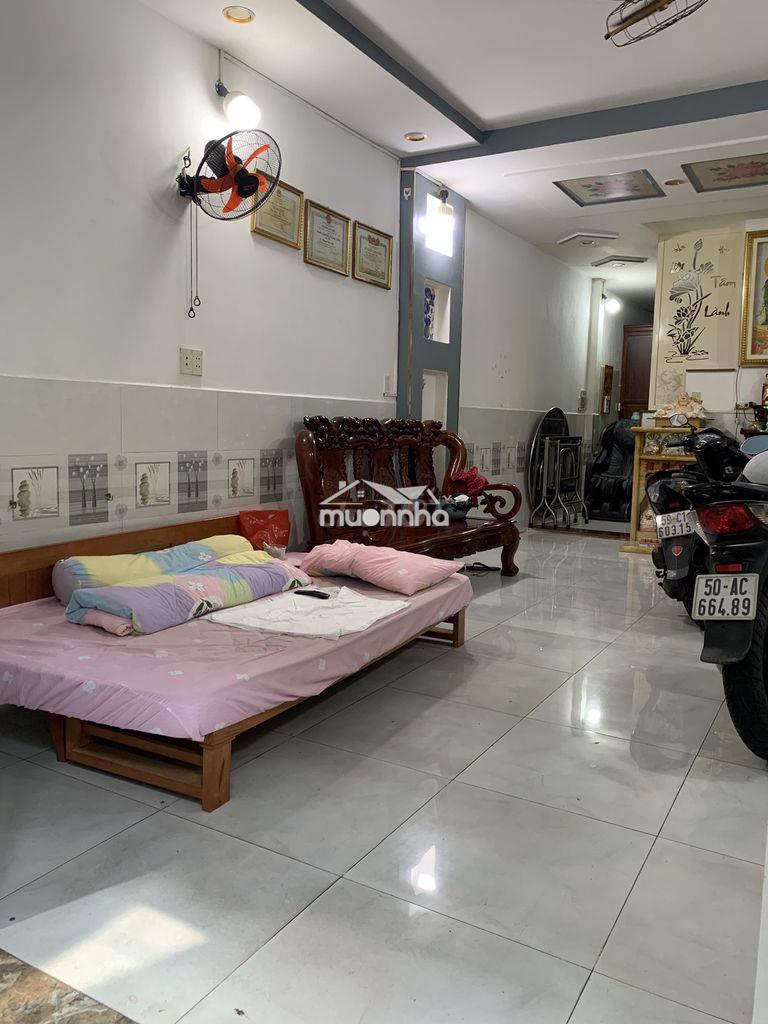 Bán nhà trung tâm quận 11 , sổ hồng riêng