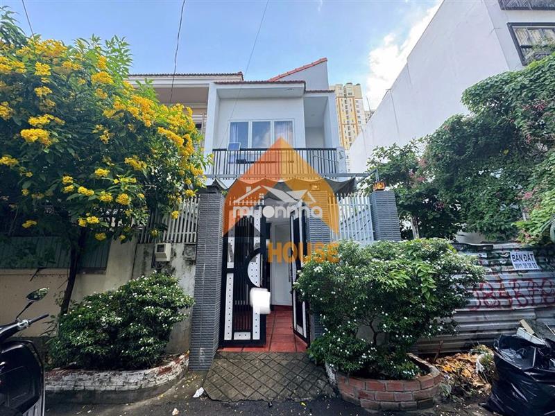 Hàng tốt giá rẻ nhà phố 2pn thảo điền có sân chill đường ô tô chỉ 22cá