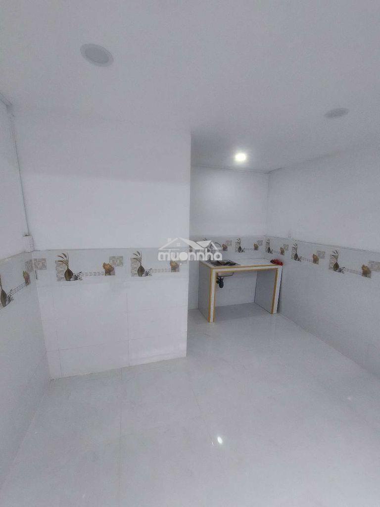 Bán nhà đường cao lỗ p4.q8 dt.3m×5m } 1 lững 1 phòng 1 toilet hẽm 4m - 2