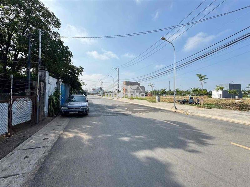 Cần bán lô đất khu tdc bửu hoà mới hẻm 72 cổng sau bonchen