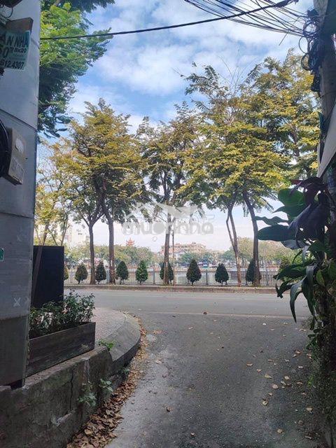 Cho thuê nhà sát mt đường hoàng sa, 3t 2pn 2wc sân thượng, giá 12,5tr.