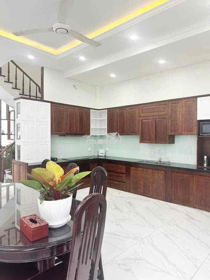 Bán nhà phố biệt thự kdc gia hòa, phường phước long, dt: 154m2/24 tỷ - 2