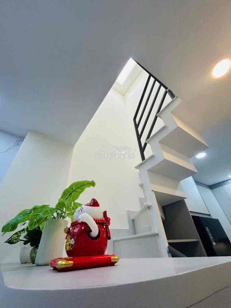 Nhỉnh 3 tỷ- nhà mới full nội thất 2 tầng dt đủ 37m2 bình thạnh nguyễn - 3
