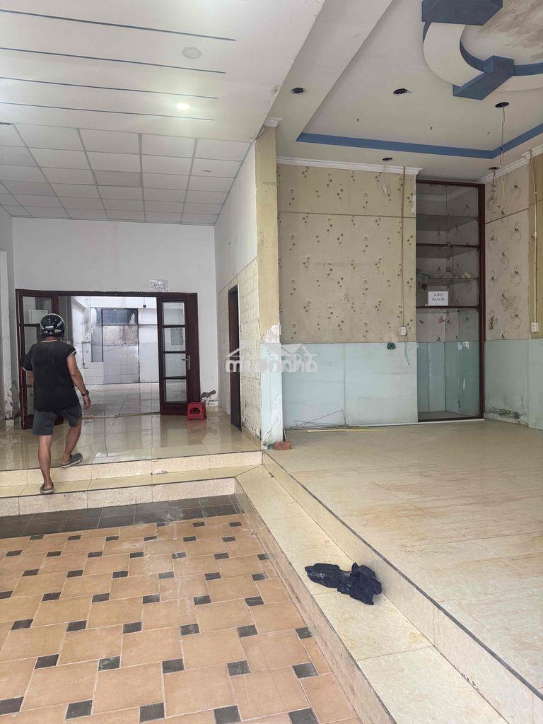 Nhà thuê hẻm 8m thông lê trọng tấn f tây thạnh tân phú