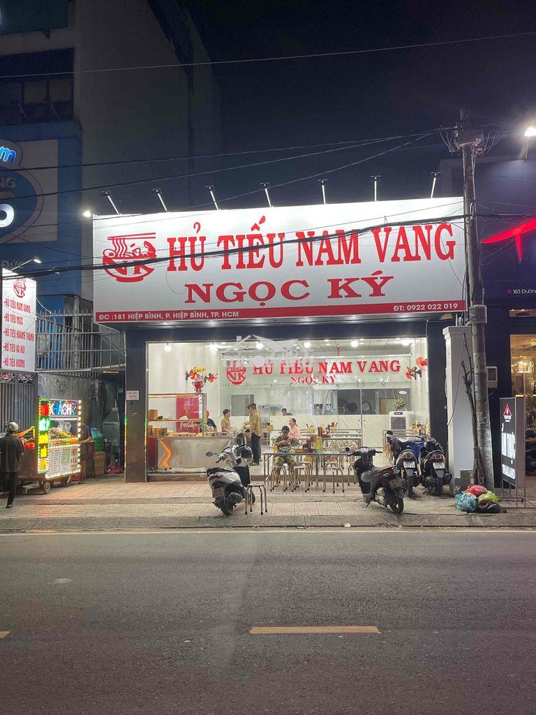 Cần cho thuê lại quán có tất cả đồ đạc trên trục đường đắc địa