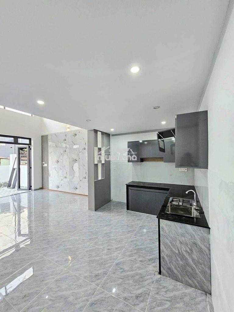 1tỷ6 –nhà phố mới đẹp 90m2 gần cây xăng đức hưng, 3 phòng ngủ,sân oto  - 3