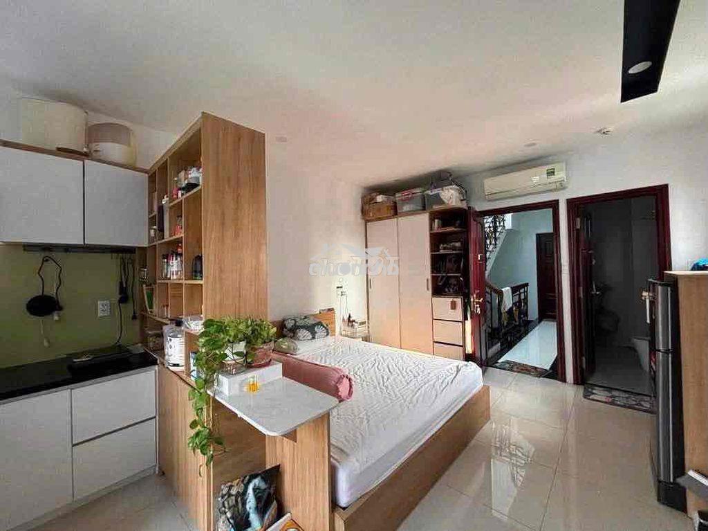 ♦️Căn hộ sạch đẹp, thoáng mát có cửa sổ còn 1 phòng có sẵn - 2