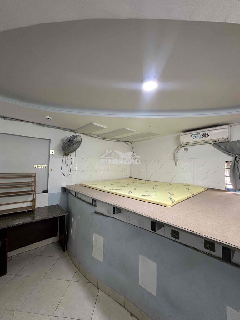 Phòng rộng full nội thất ngay ngã tư phú nhuận giá tốt cho thuê - Ảnh 3