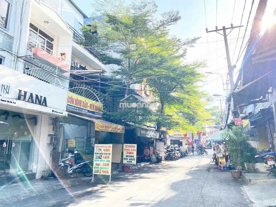 𝐇𝐞̉𝐦 𝐕𝐈𝐏 𝐍𝐆𝐔𝐘Ễ𝐍 𝐆𝐈𝐀 𝐓𝐑í (𝐃𝟐), 𝐏.𝟐𝟓, 𝐁ì𝐧𝐡 𝐓𝐡𝐚̣𝐧𝐡 - 𝐍𝐠𝐚𝐲 đ𝐚̣𝐢 𝐇𝐨̣𝐜 𝐇𝐔𝐓𝐄𝐂𝐇 - Ảnh 2