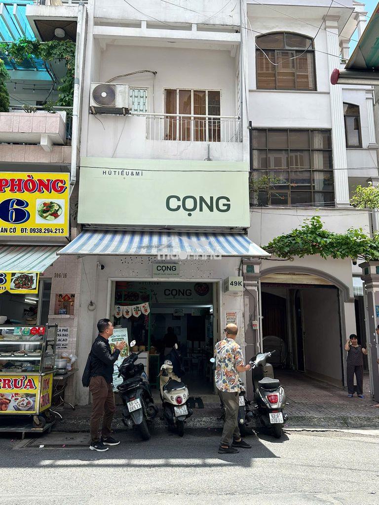 Nhà khu ẩm thực sầm uất q3
