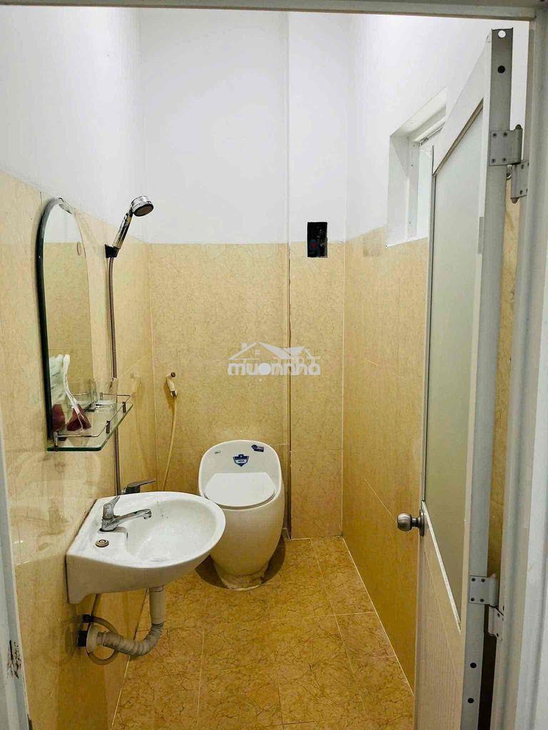 Cho thuê nhà 2pn/2wc/70m2  full nội thất sát cổng vạn phúc city - hbp - 4