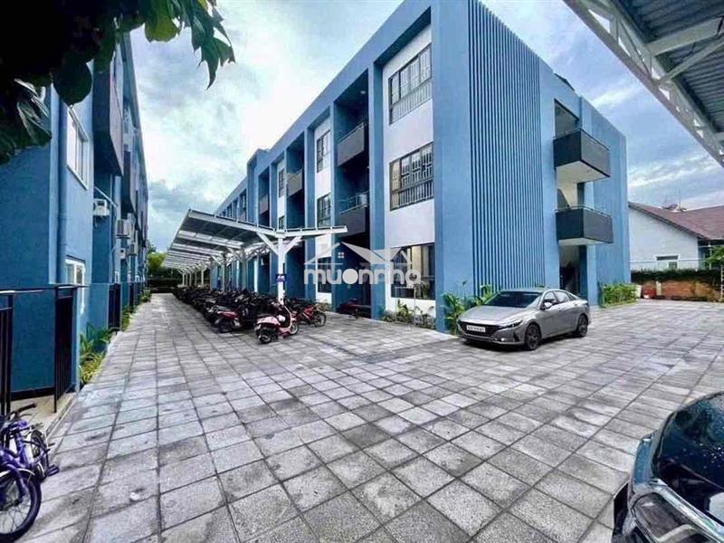 Cho thuê nhà đầy đủ nội thất 2phòng ngủ sân ô tô gần ubnd phú lợi