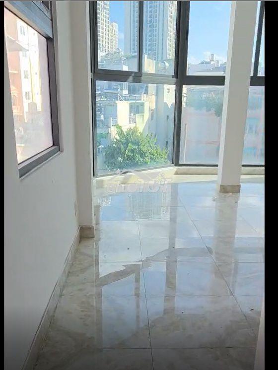 Cho thuê nguyên 1 lầu – 80m² ngay cách mạng tháng 8
