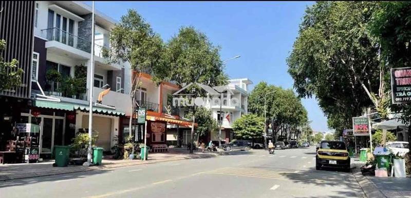 Cho thuê nhà 1 trệt 2 lầu mặt tiền đường n1 khu dân cư d2d