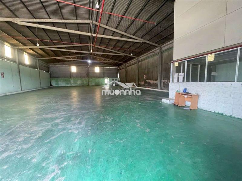 Cho thuê kho 400m2 phú mỹ tdm bình dương 